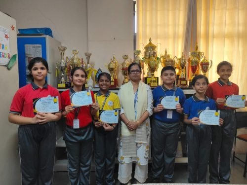  कोंकणी–मराठी कथाकथन स्पर्धा  House-wise Competition  Senior Categoryकथा, कल्पनाशक्ती आणि भाषेचा सुंदर संगम!आमच्या शाळेत आयोजित कोंकणी–मराठी कथाकथन स्पर्धेत वरिष्ठ गटातील विद्यार्थ्यांनी उत्साहाने सहभाग घेत आपल्या कथाकथन कौशल्याचे उत्कृष्ट प्रदर्शन केले. Winners are 1st  Aadhya Priolkar – Red House2nd Anika Kunde – Blue House2nd Kavya Talekar – Yellow House3rd Avani Sawaikar – Red House4th Ahaan Shapurkar – Blue House5th Tanishka Samant – Red House सर्व सहभागी विद्यार्थ्यांचे मनःपूर्वक अभिनंदन!
