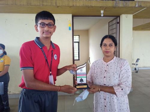 Shubham Jha from std IX participated in the GVM's Chess in School. 