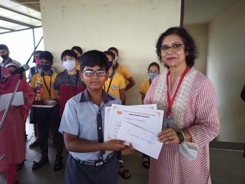 Shrived Bijjam won the first consolation prize at the school elocution competition held by Manovikas English medium school in  category 1 - V to VII.