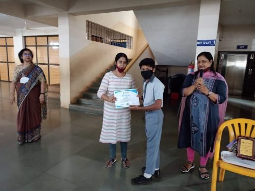 Teacher Diana Santan Fernandes participated in Indo-Western Kitchen at Panache 2022, an Interschool online competition