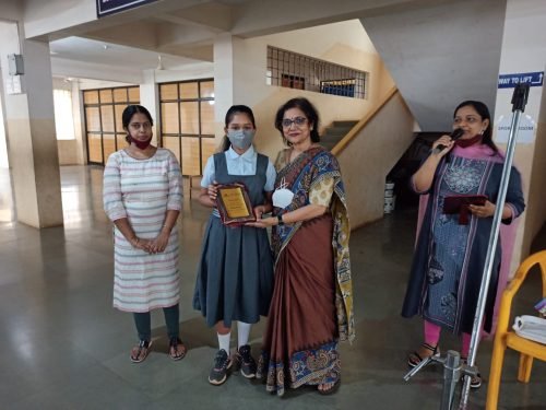 Anjali Chandan Kamat of std VII won the third place in Melody of the Mind at Panache 2022, an Interschool online competition