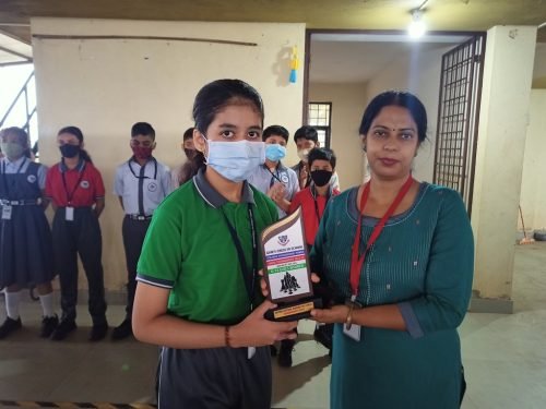 Shambhavi Lotlikar received a medal and a certificate of merit for the Olympiad Examination 2022-2023